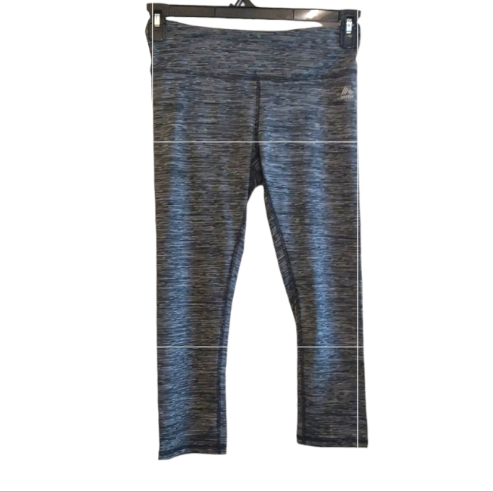 RBX grey athletic crop leggings size small (no tag)
